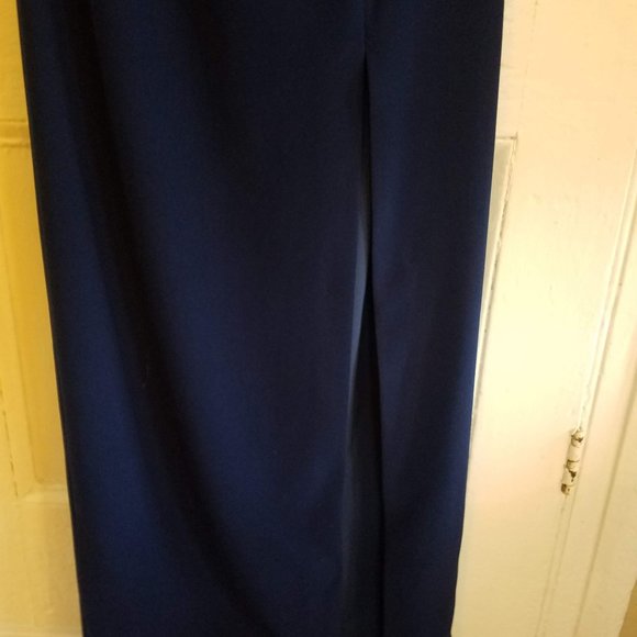 Aidan Mattox Column Crepe Gown with Arm Cuffs - Picture 4 of 7